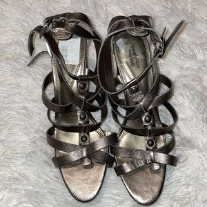 VERA WANG METALLIC STRAPPY HEELS